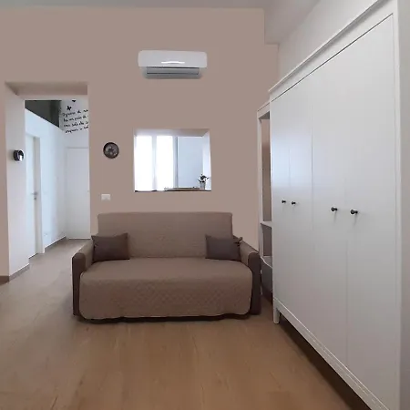 Regina Anna Apartment *